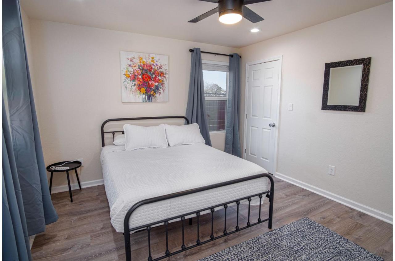 Adorable 2Br Guesthouse Close To Riverwalk And Dt San Antonio Camera foto