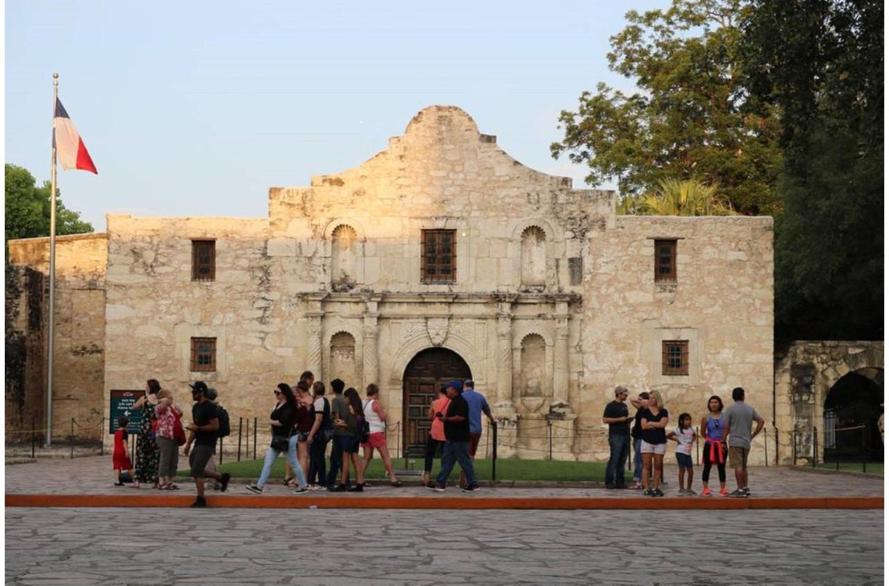 Adorable 2Br Guesthouse Close To Riverwalk And Dt San Antonio Camera foto